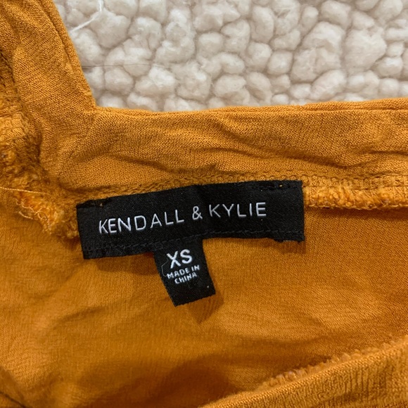 Flowy crop top - Picture 2 of 3